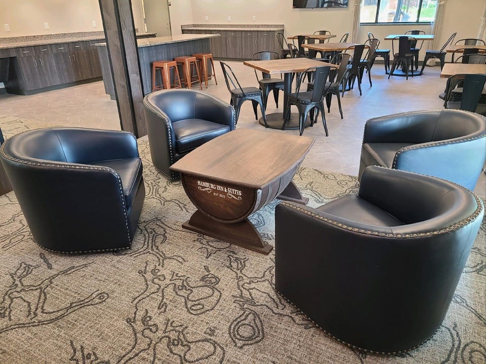 Hamburg Inn & Suites Hotel in Iowa