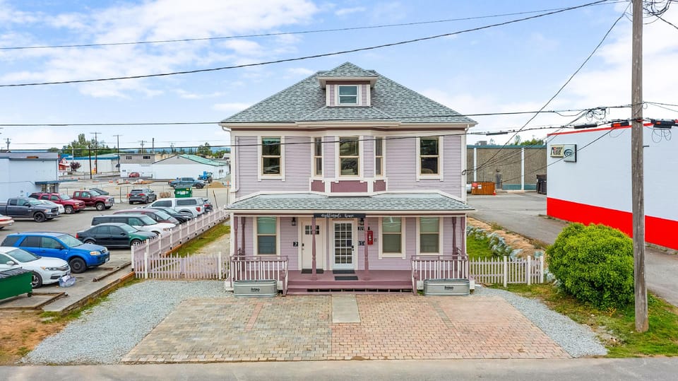 The Nighthawk Eyrie Hotel in Camano Island