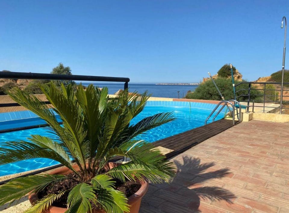 Foz Club - Algarve Hotel in Alvor