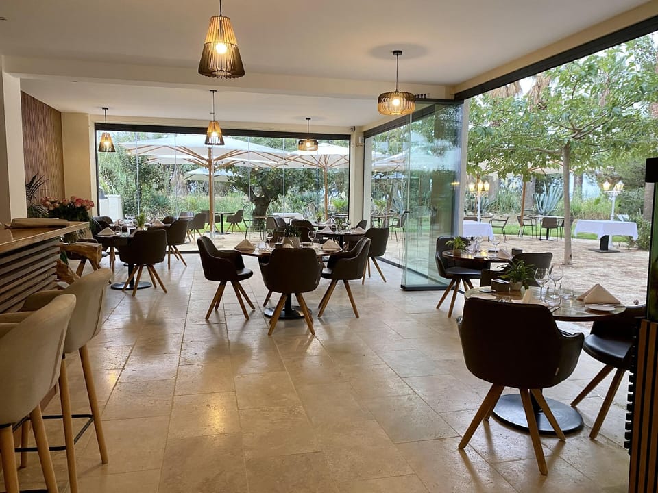 Hotel de la mer – Restaurant Tom Cariano Hotel in Hyères