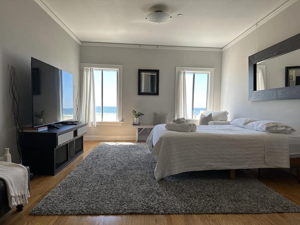The Vurpillat Beachfront Hotel Hotel in Hermosa Beach