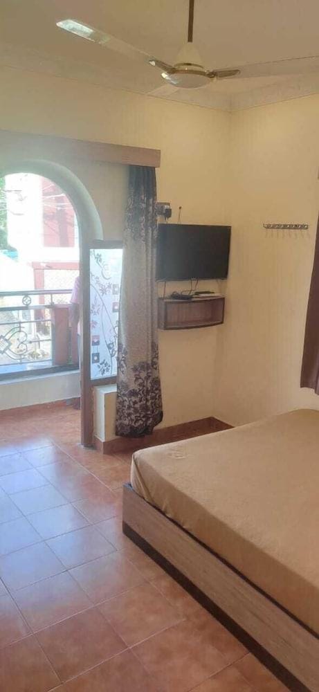 Sree Kumaran Residence by Royal stay Hotel in Tamil Nadu