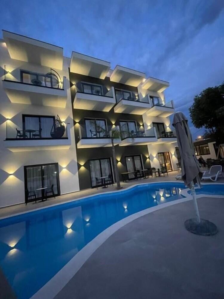 Absolute Hotel Hotel in Ksamil