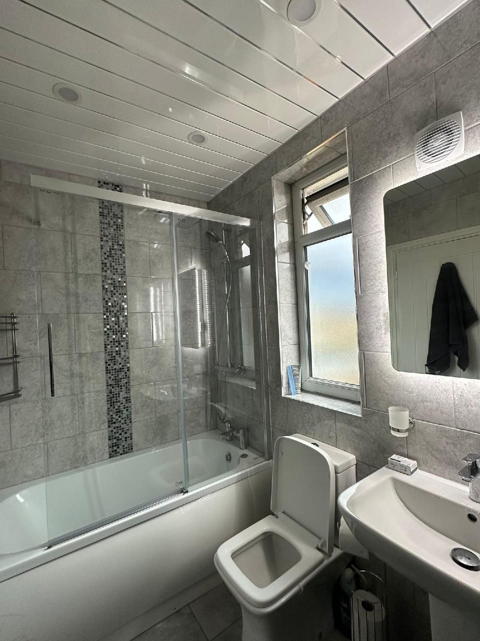 The Hideaway by Elegant Apartments Hotel in Bradford
