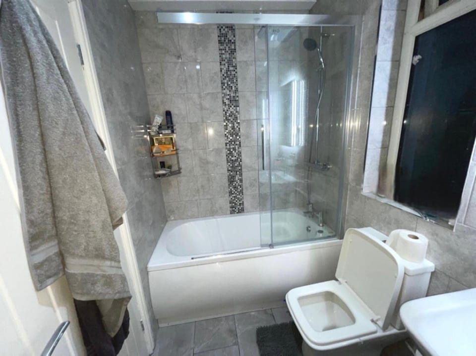 The Hideaway by Elegant Apartments Hotel in Bradford