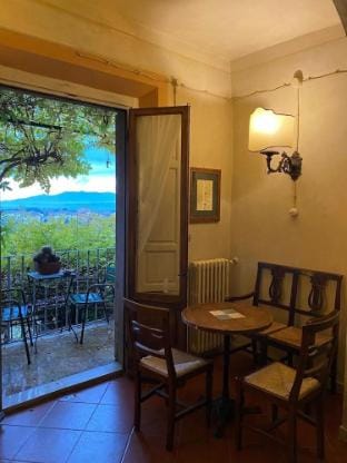 Quattro Gigli Palace Hotel in Tuscany