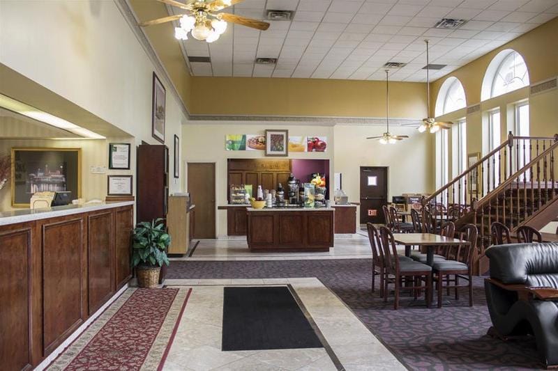 Econo Lodge Wickliffe - Cleveland East Hotel in Wickliffe