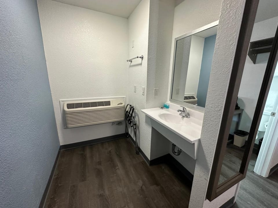 Sands Motel Hotel in Livermore