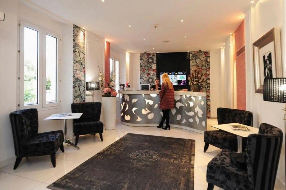 Hotel Renoir Hotel in Cannes