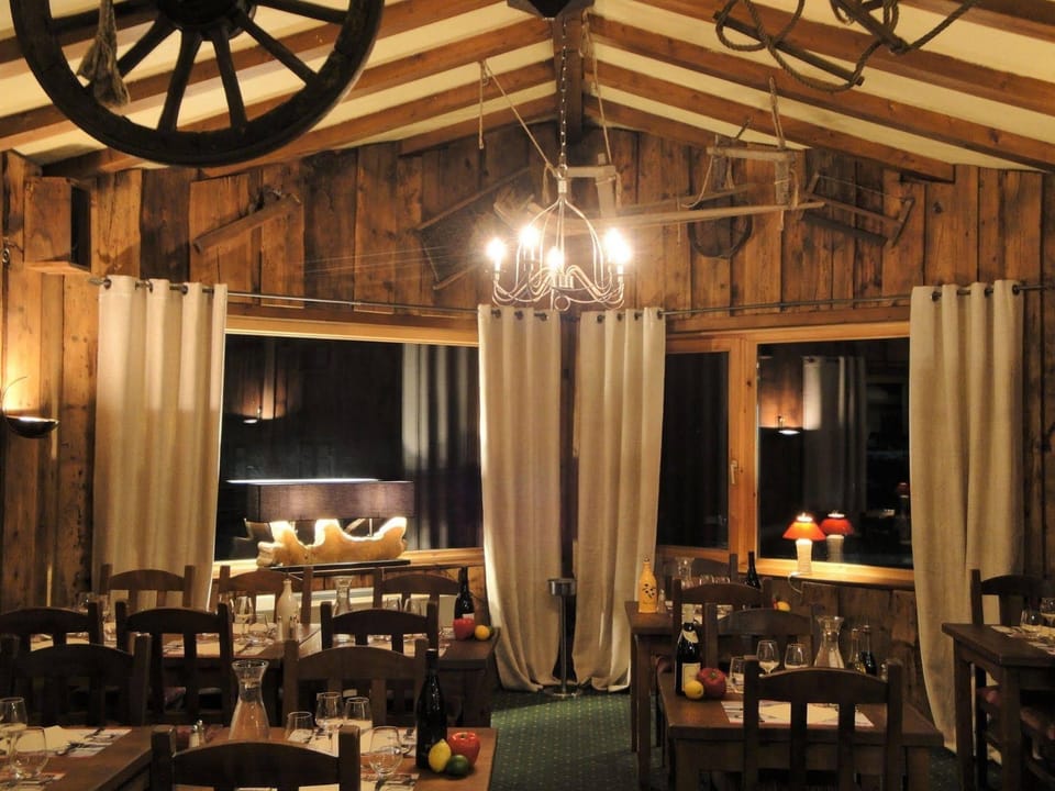 Chalet Hotel du Bois Hotel in Les Houches