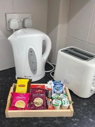 Cosy,Modern & Comfortable One Bedroom Apartment Hotel in Walsall