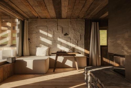 eriro Hotel in Tyrol