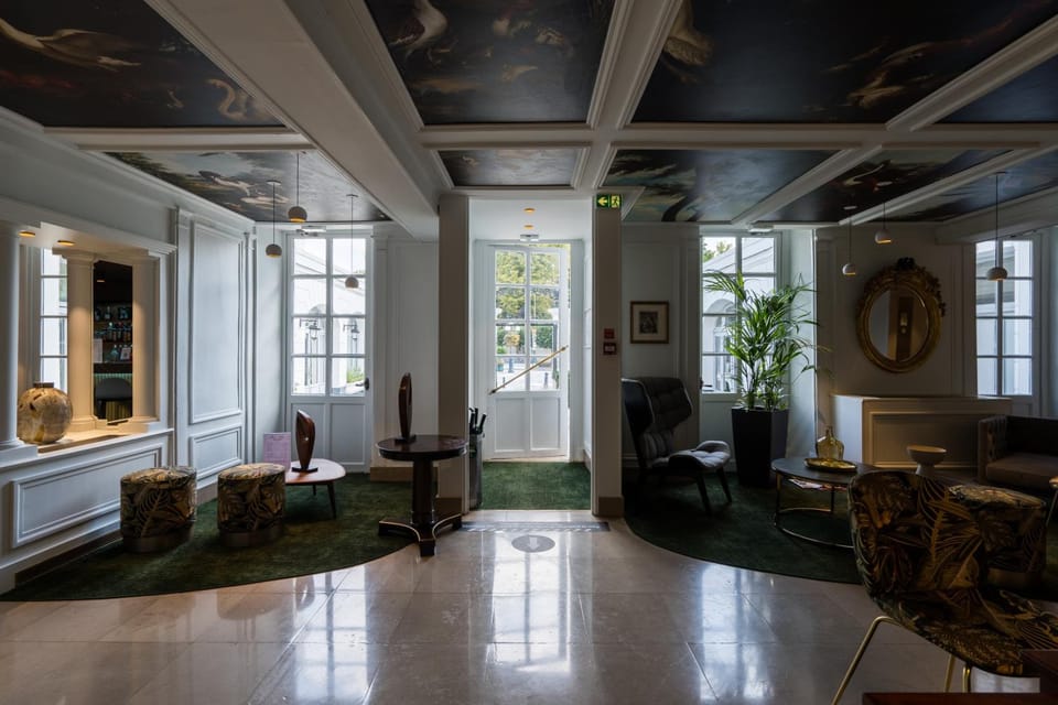 Aigle Noir Hotel Fontainebleau -  MGallery Collection Hotel in Fontainebleau