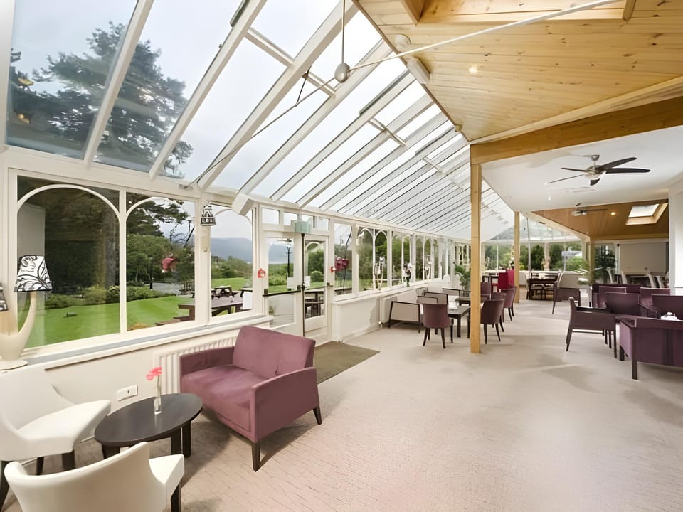 The Derwent Manor Apartments Hotel in The Mount