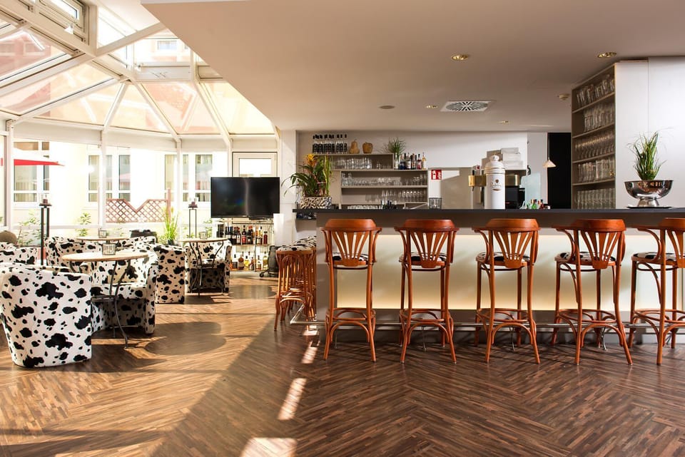 Bar/lounge