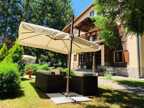 Villa dei Pini Hotel in Pescasseroli