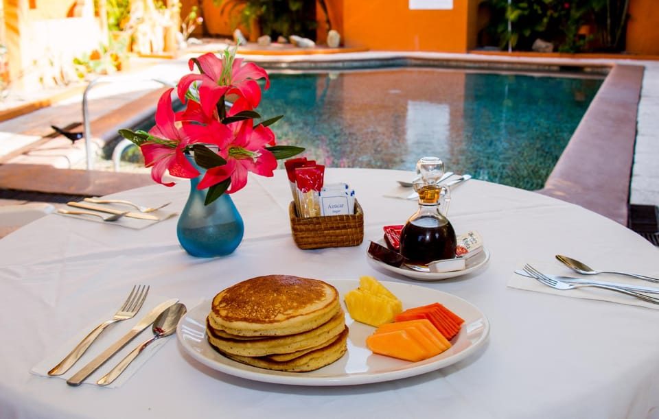 Villas Miramar Hotel in Zihuatanejo