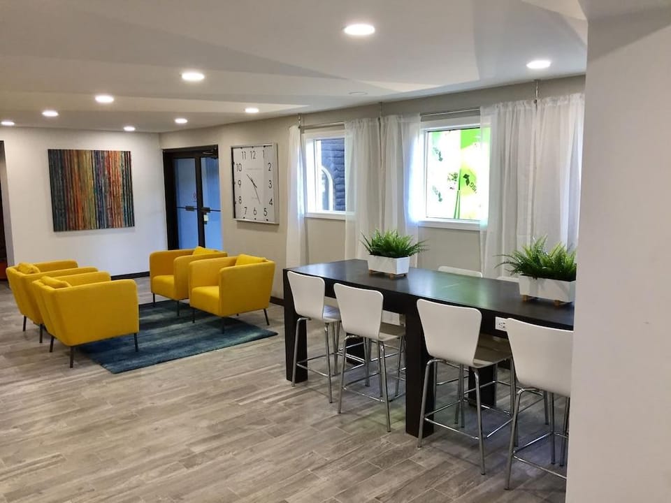 Howard Johnson Inn Cincinnati Hotel in Ohio