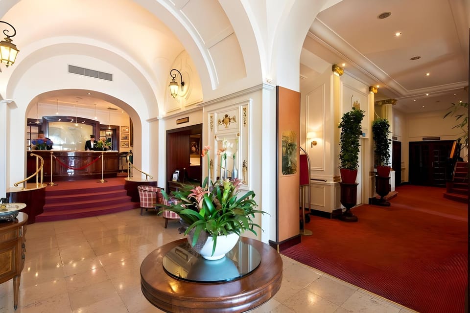 Hotel West End Promenade des Anglais Hotel in Nice