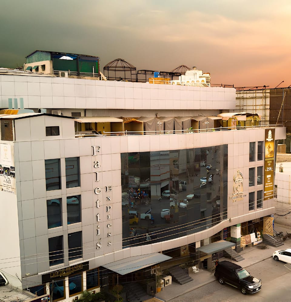 Heaven Hotel Hotel in Lahore