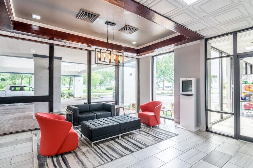 Americas Best Value Inn  Suites Hotel in Pensacola