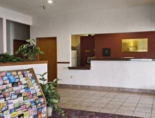 Days Inn I-10 West Fiesta Park/Medical Center Hotel in San Antonio