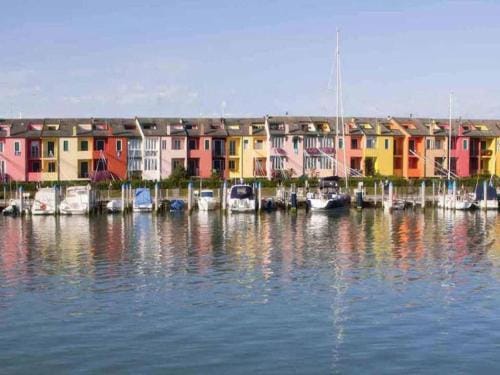Apartment in Caorle near Sea Beach Hotel in Porto Santa Margherita