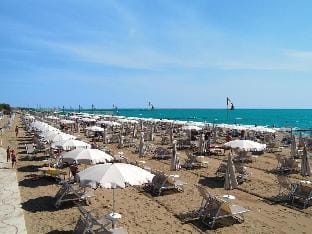 Villa in Caorle with Pool near Beach Hotel in Porto Santa Margherita