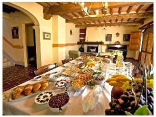 Villa Micol Comfortable holiday residence Hotel in Camaiore