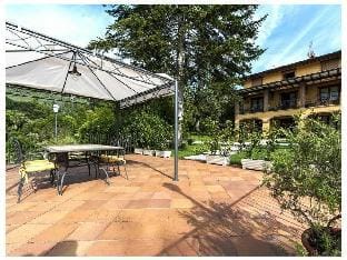 Villa Micol Comfortable holiday residence Hotel in Camaiore