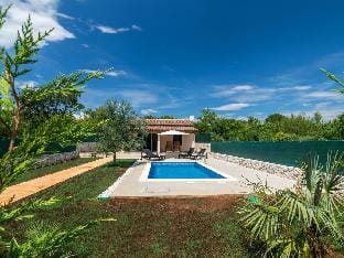 Jozefina Comfortable holiday residence Hotel in Rovinj