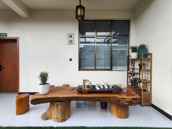 Shaxi Chuyu Homestay Hotel in China