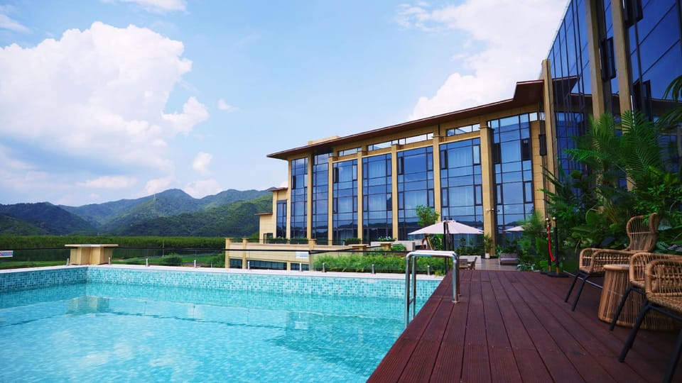 KaiYuanYiJu Life Ningguo Xicun Hotel in Zhejiang
