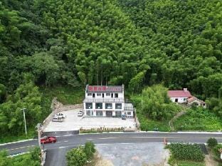 Huipai Xiaolou Homestay (Ningguo Anhui Nanchuan- Line Chujiatan Branch) Hotel in Zhejiang