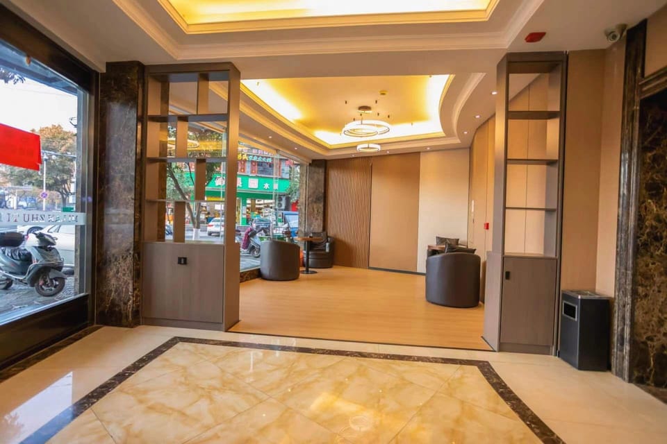 Milan Theme Hotel Hotel in Zhejiang