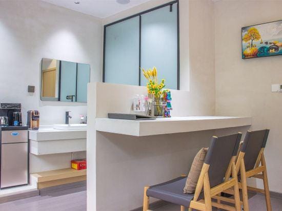 Yunqi Xiaoyin Homestay Hotel in Zhejiang