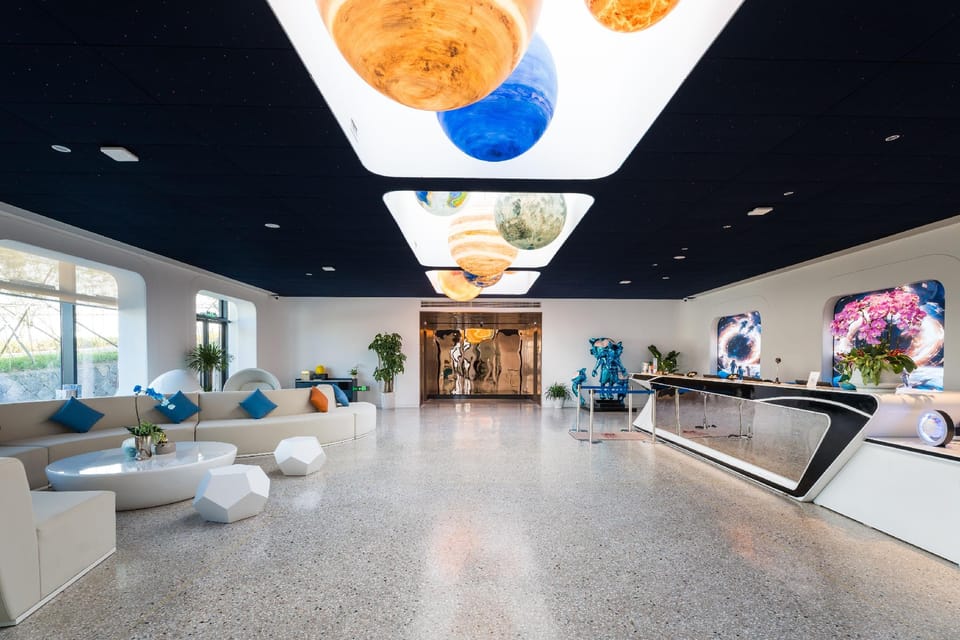 Jiande Airlines Town Narada Resort Hotel in Hangzhou