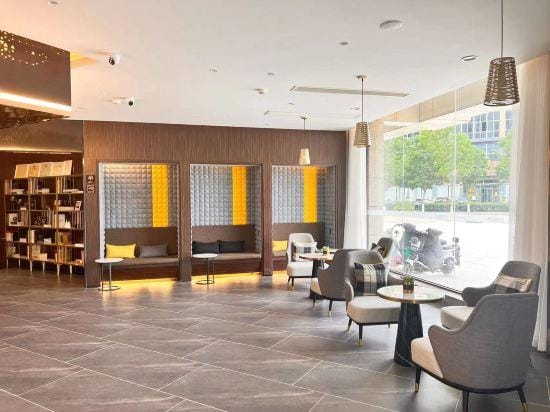 Homeinn Plus Hotel (Zaozhuang Xuecheng High-Speed Railway Station) Hotel in Jiangsu