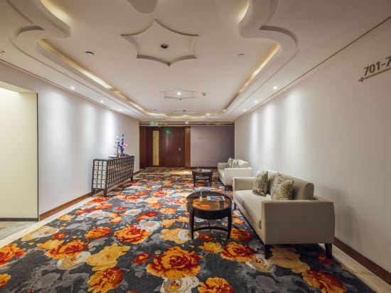 Haoshideng Yicheng Hotel (Nanhu District Babaiban Shopping Center Store) Hotel in Zhejiang