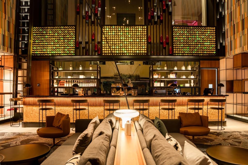 Bar/lounge