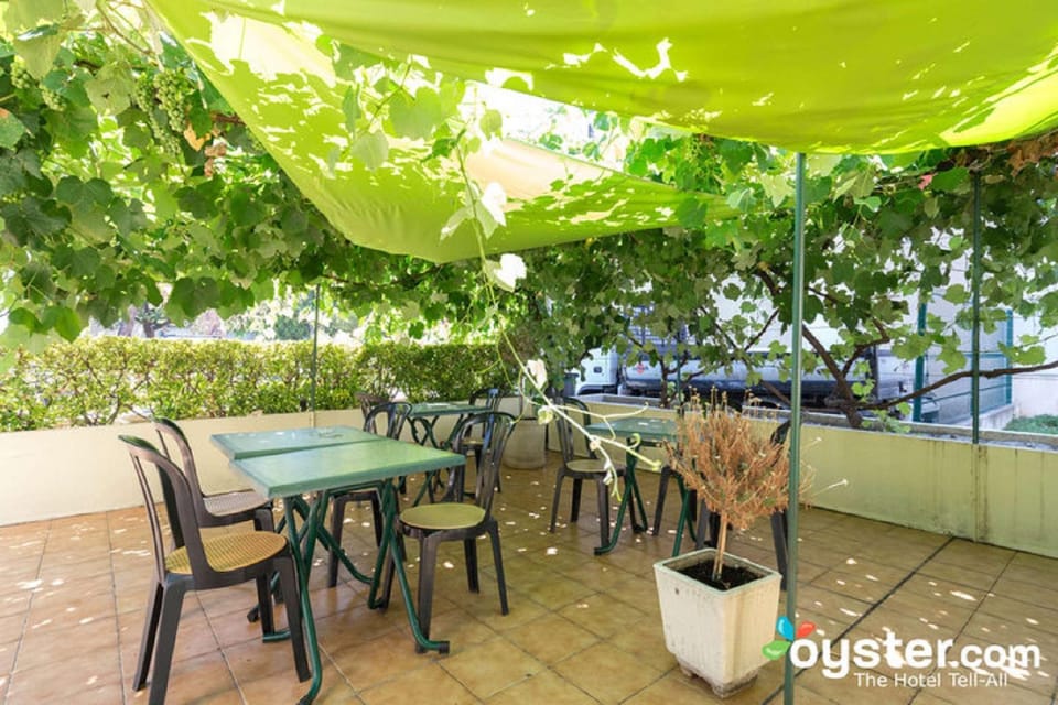 Hotel NICE - Stade Hotel in Nice