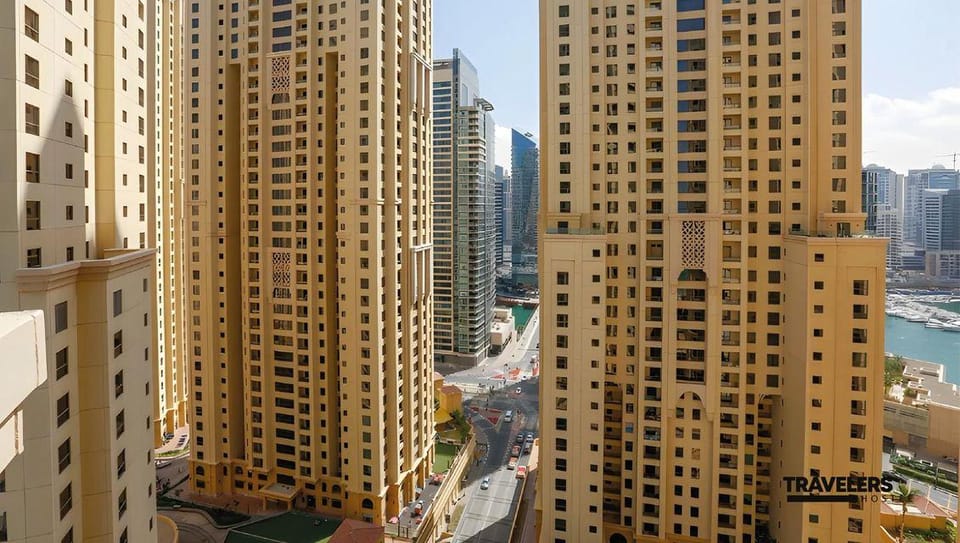 Travelers - Dubai Marina Hostel Hostel in Dubai