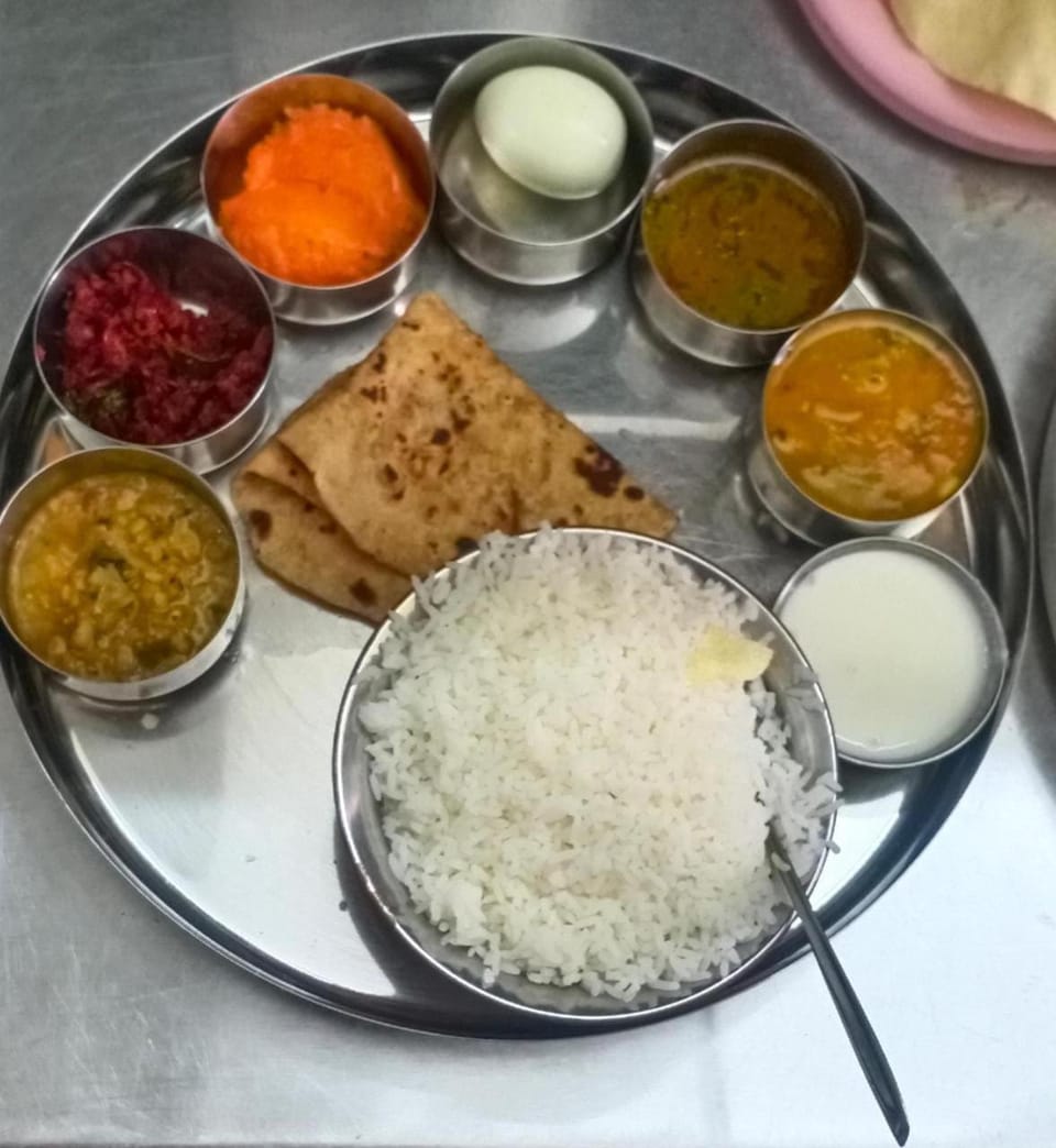 GIRI NANDHANA RESIDENCY Hotel in Tamil Nadu