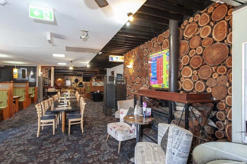 The Shamrock Hotel Hotel in Toowoomba City