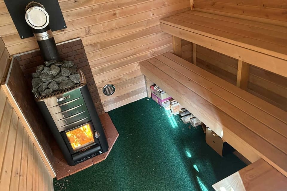 Osoto Sauna & Glamping Lodge in Japan