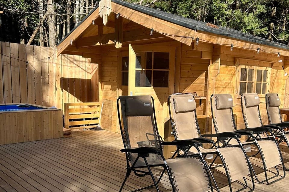 Osoto Sauna & Glamping Lodge in Japan