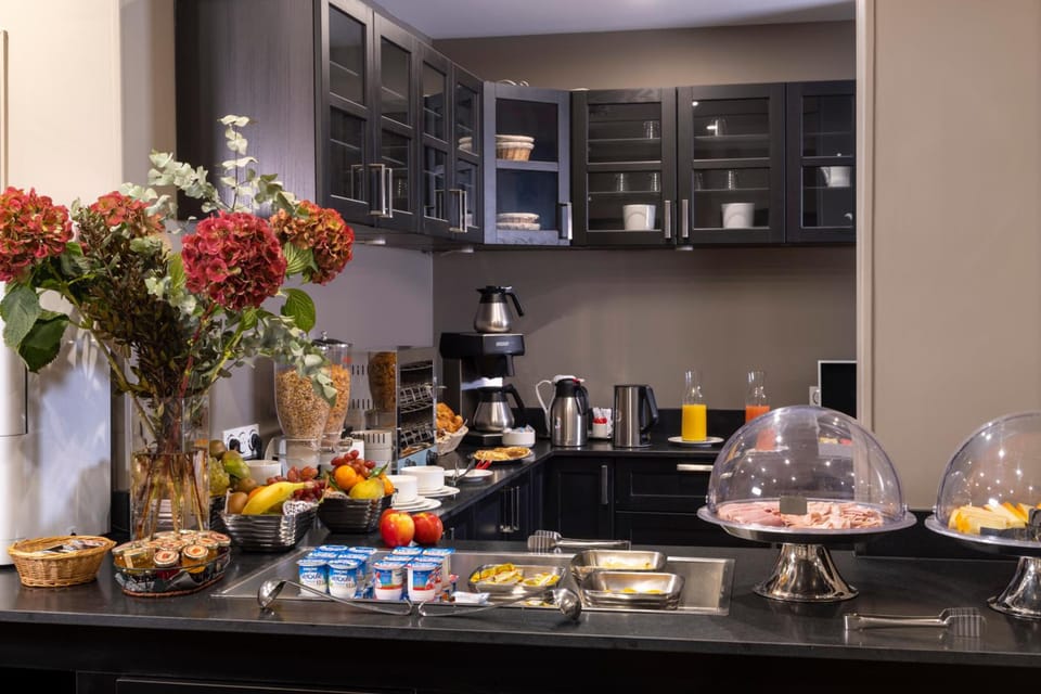 Pavillon Monceau Hotel in Paris