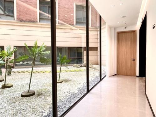 Nine Rooms Serviced Apartment Hotel Hotel in Hangzhou