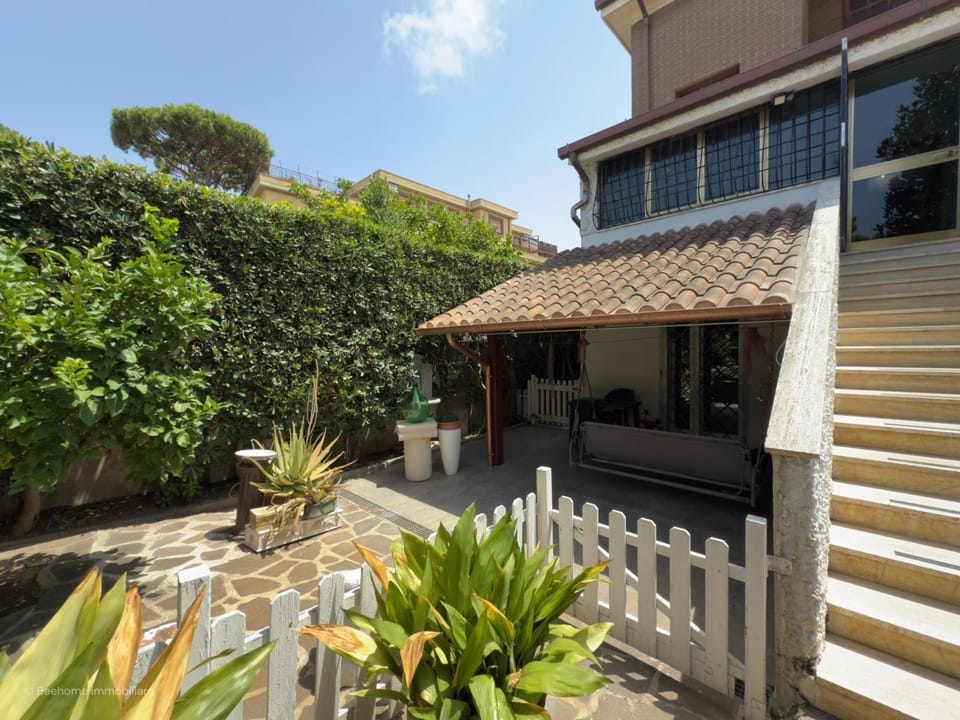 Guest House Maison Margot Hotel in Fiumicino