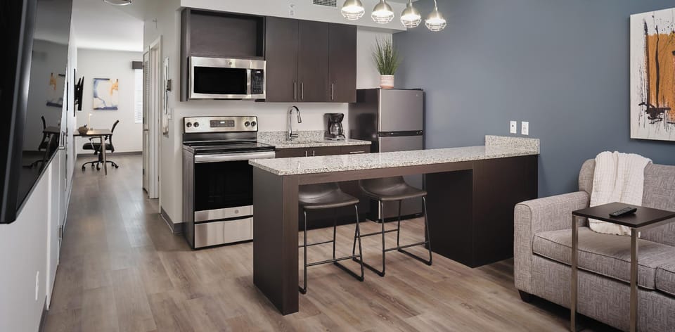 stayAPT Suites Lebanon-Nashville Area Hotel in Lebanon